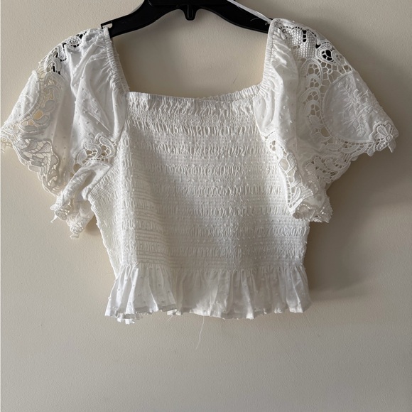 Gianni Bini Girls Chic White Lace Puff Sleeve Smocked Bodice Blouse - Picture 1 of 7